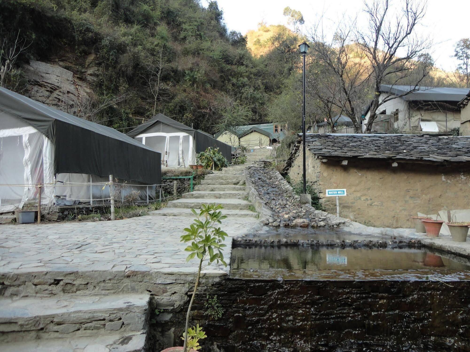 Hail Himalayas Chail Exterior photo
